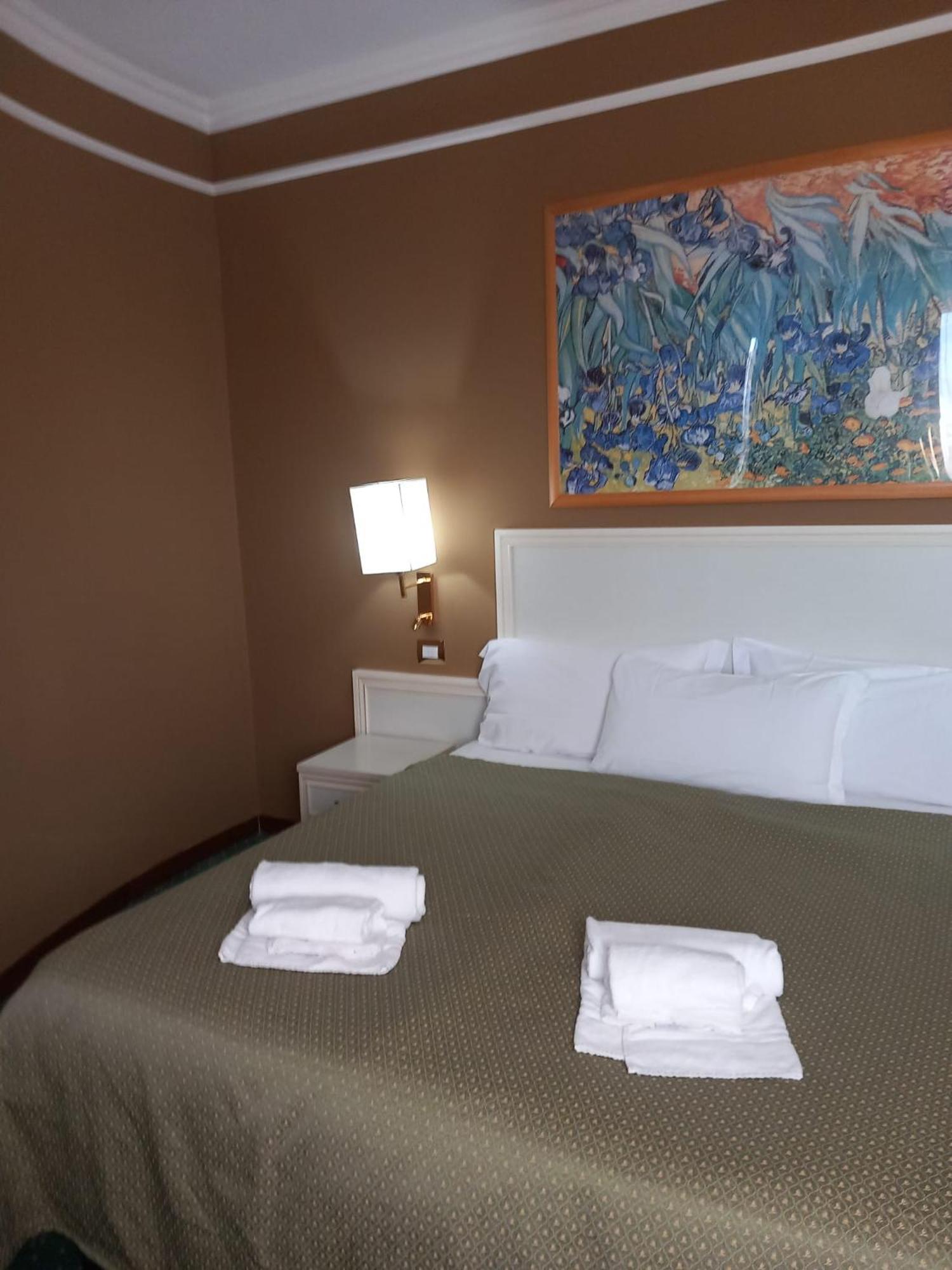 רומא Cervara Park Hotel מראה חיצוני תמונה
