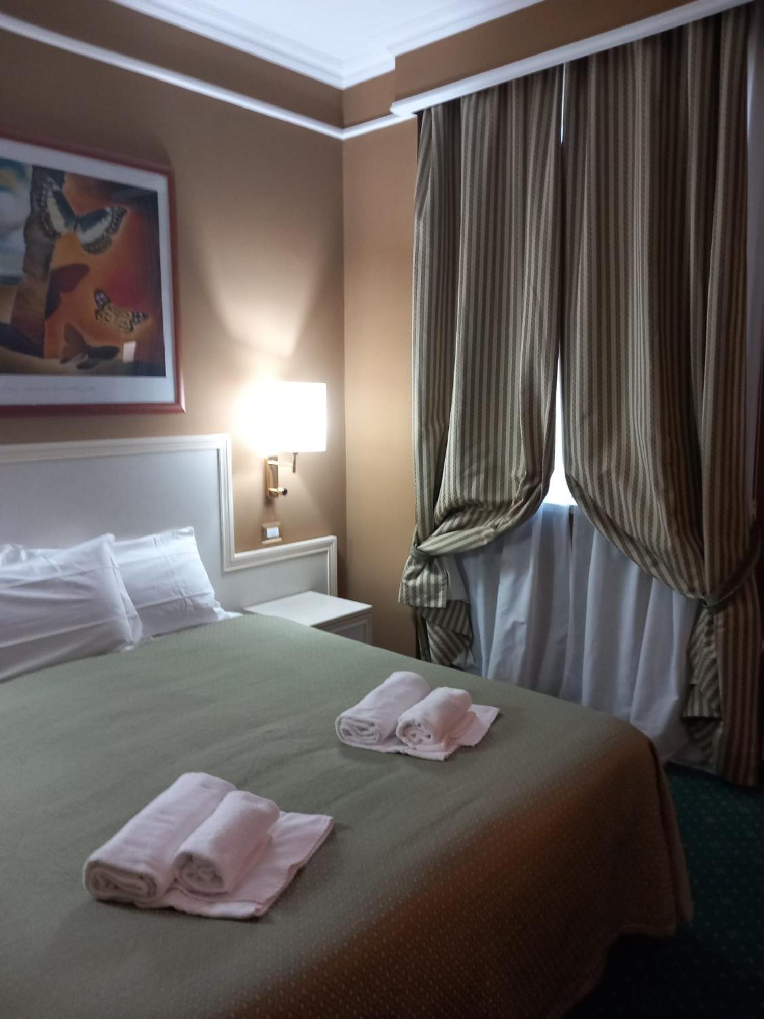 רומא Cervara Park Hotel מראה חיצוני תמונה