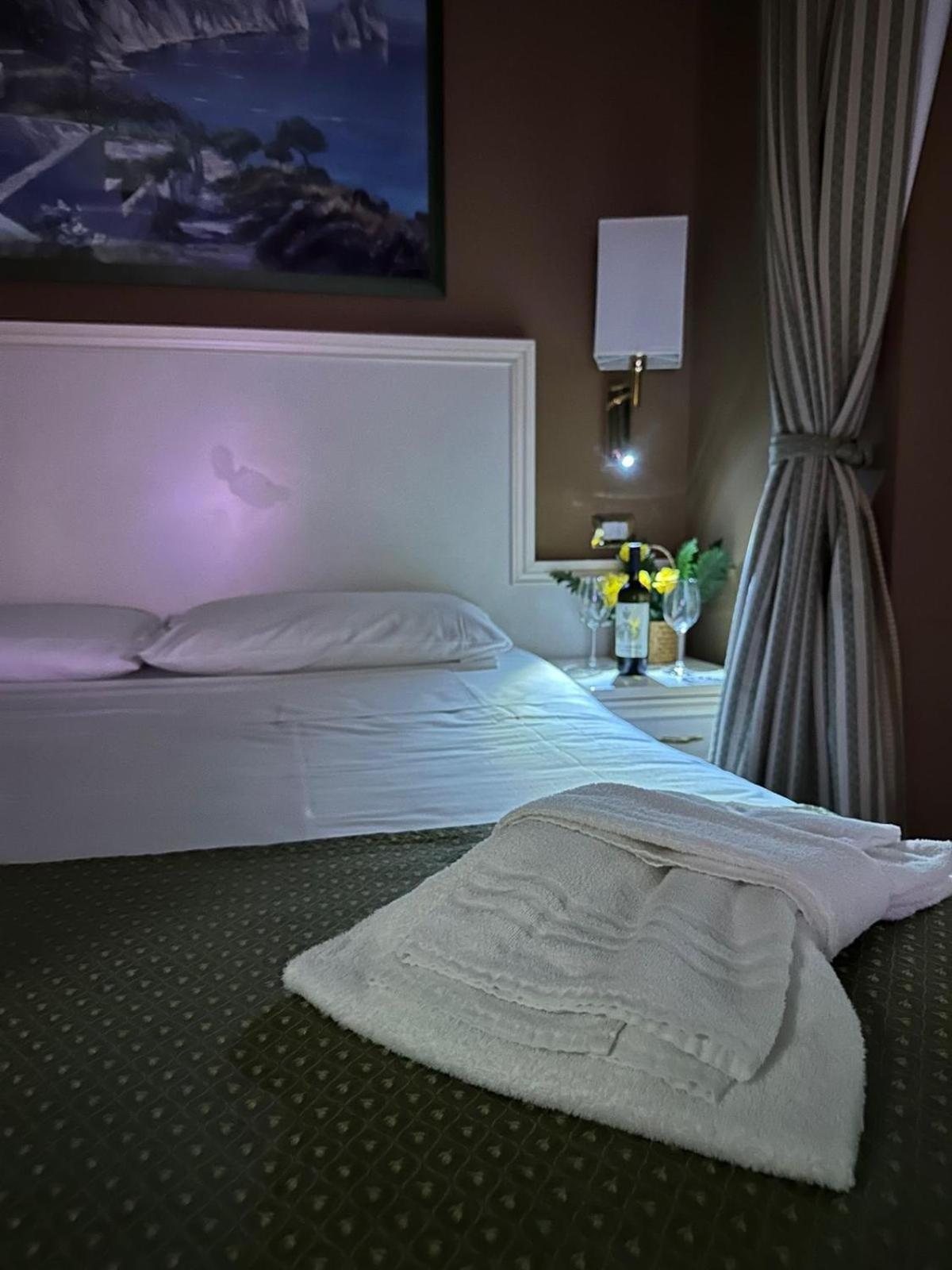 רומא Cervara Park Hotel מראה חיצוני תמונה