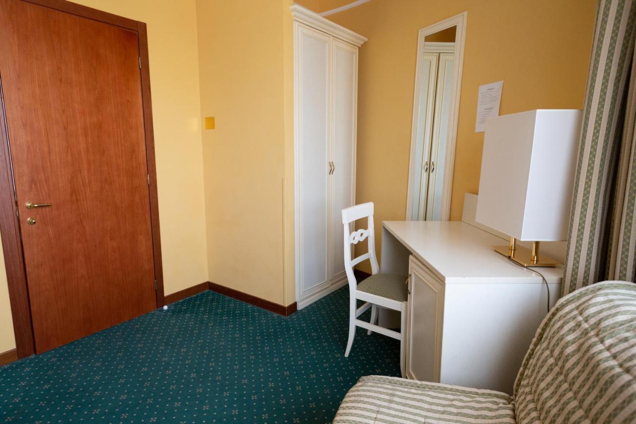 רומא Cervara Park Hotel מראה חיצוני תמונה